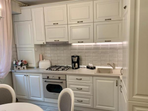 Central Luxury Apartment